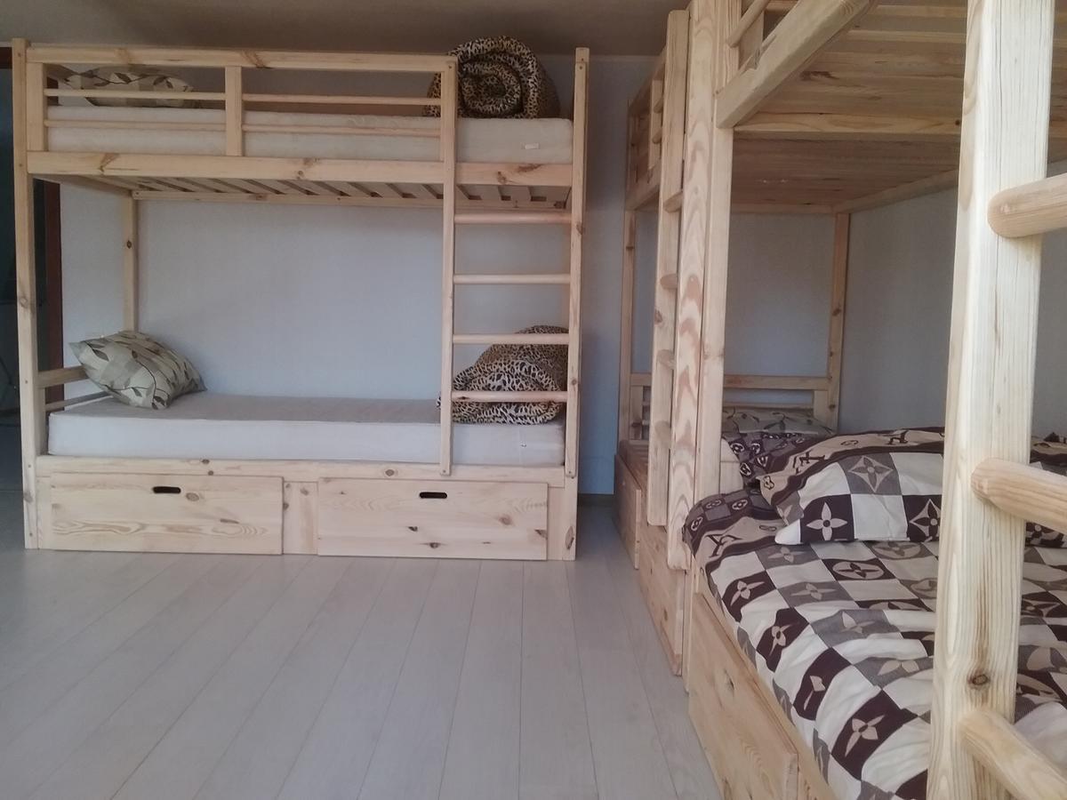 Hostel 777 คาร์คิฟ ภายนอก รูปภาพ